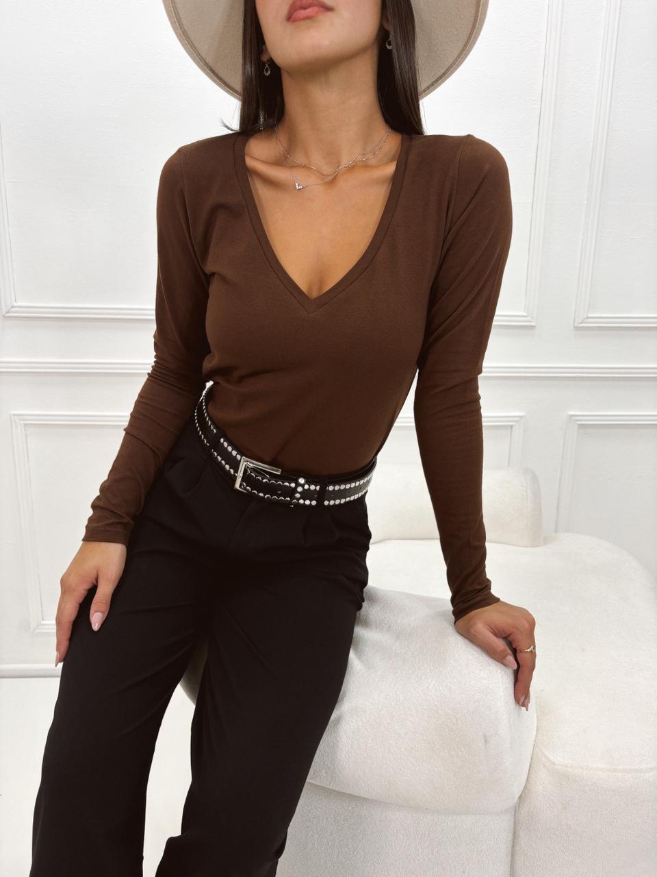 REMERA ESCOTE V ALGODON CON LYCRA MANGA LARGA - Imagen 4