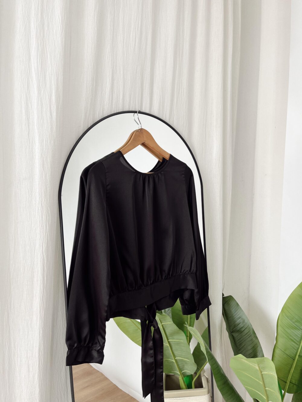 BLUSA SEDA CON LAZO - Imagen 5
