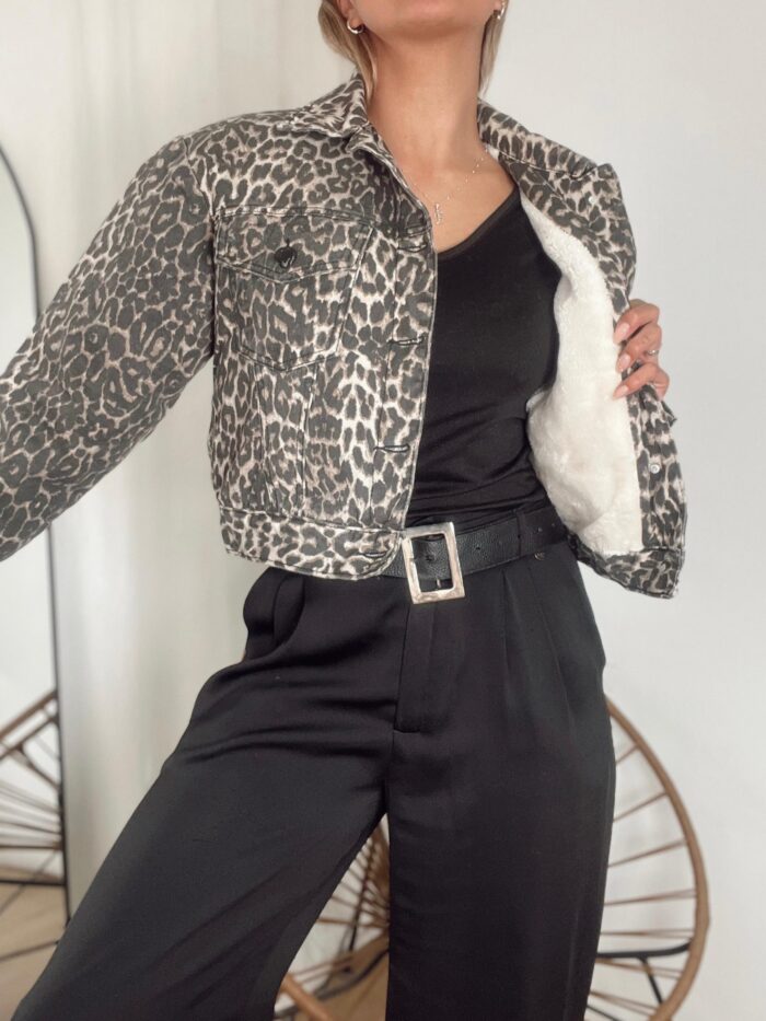 CAMPERA CON PIEL MISSY ANIMAL PRINT