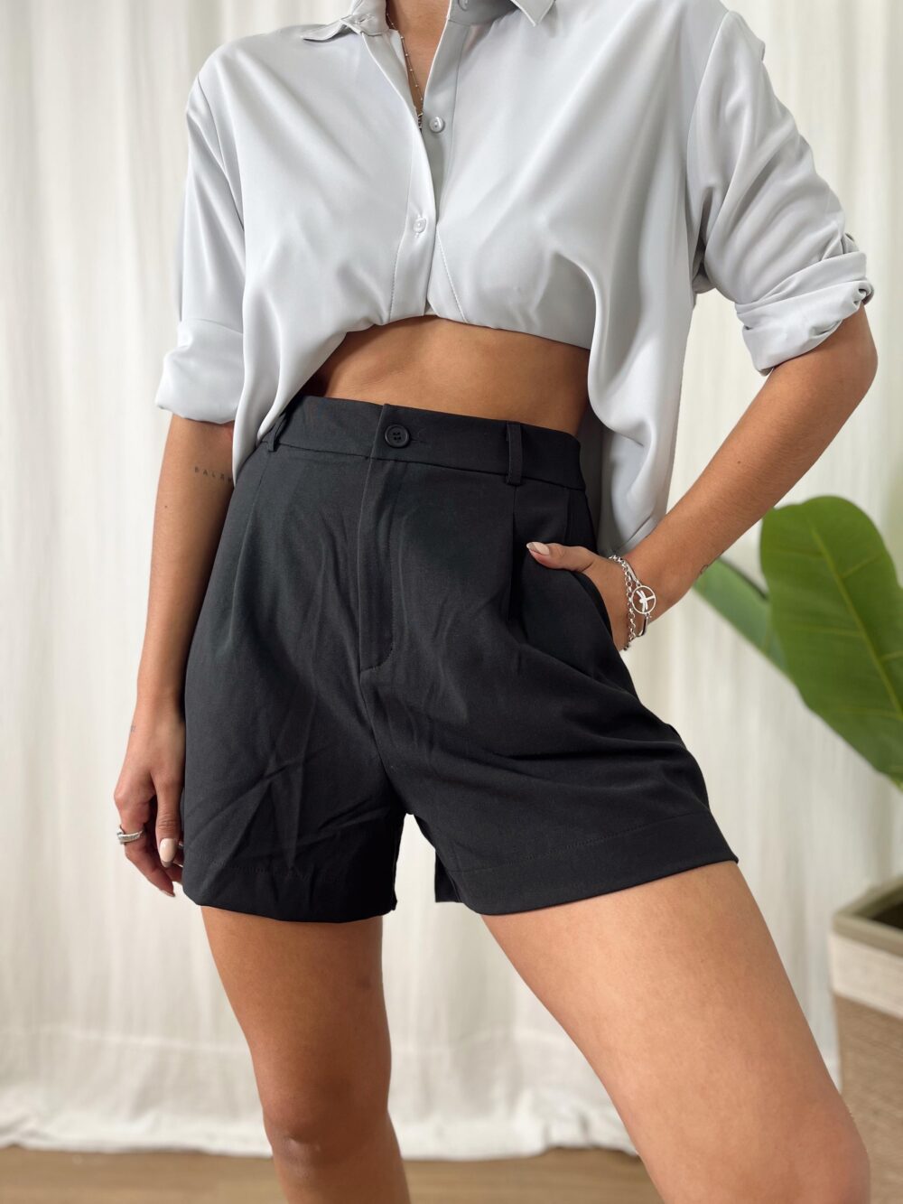 SHORT SASTRERO CON TAPA - Imagen 5