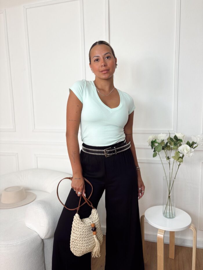 REMERA ALGODON CON LYCRA ESCOTE V MC