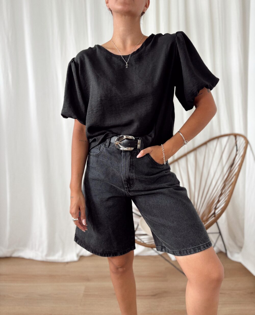BERMUDA ROMAN BLACK RIGIDA