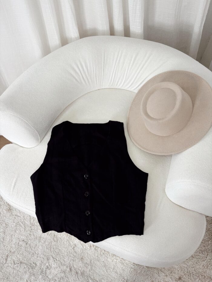 CHALECO LINO FLORENCIA BOTON