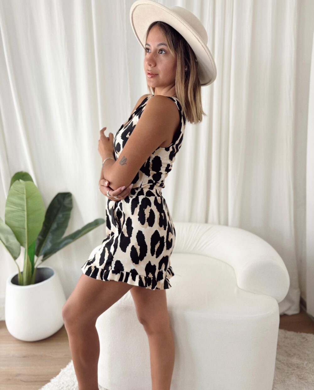 SHORT RITA ANIMAL PRINT VOLADO - Imagen 2