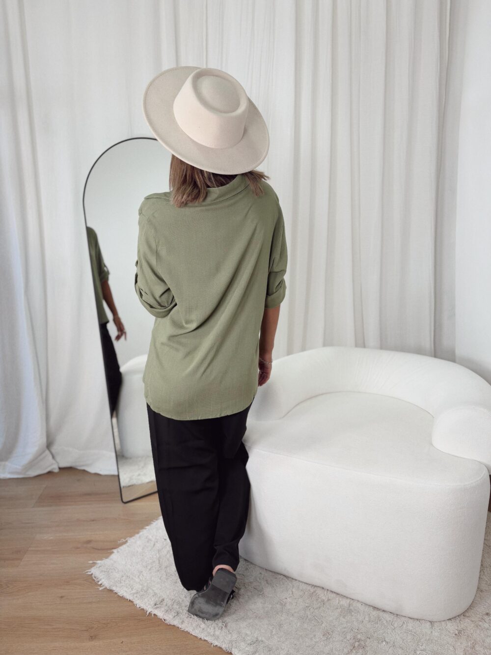 CAMISA LINO 3/4 OVERSIZE - Imagen 2