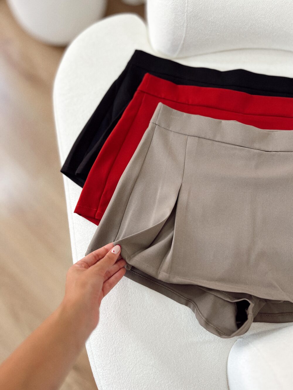 SHORT CATY FALDA CON TABLAS - Imagen 2