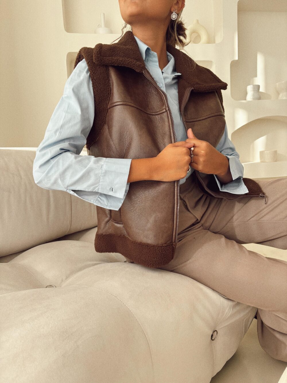 CHALECO GINETTE CON CORDERITO - Imagen 4