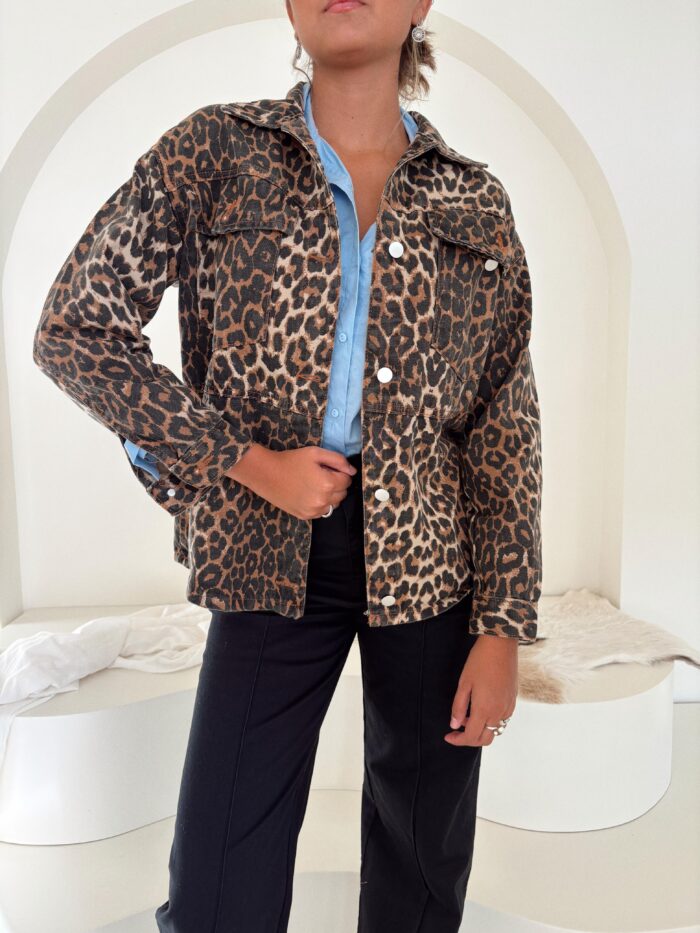 CAMPERA ANIMAL PRINT GABARDINA