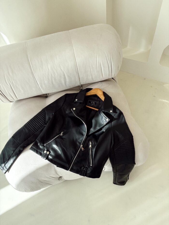 CAMPERA IMPORTADA ECO CUERO