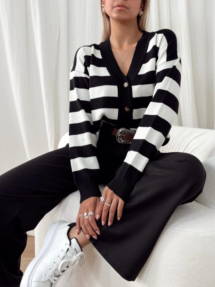 SWEATER CARDIGAN ZAGREB BREMER RAYADO BOTONES