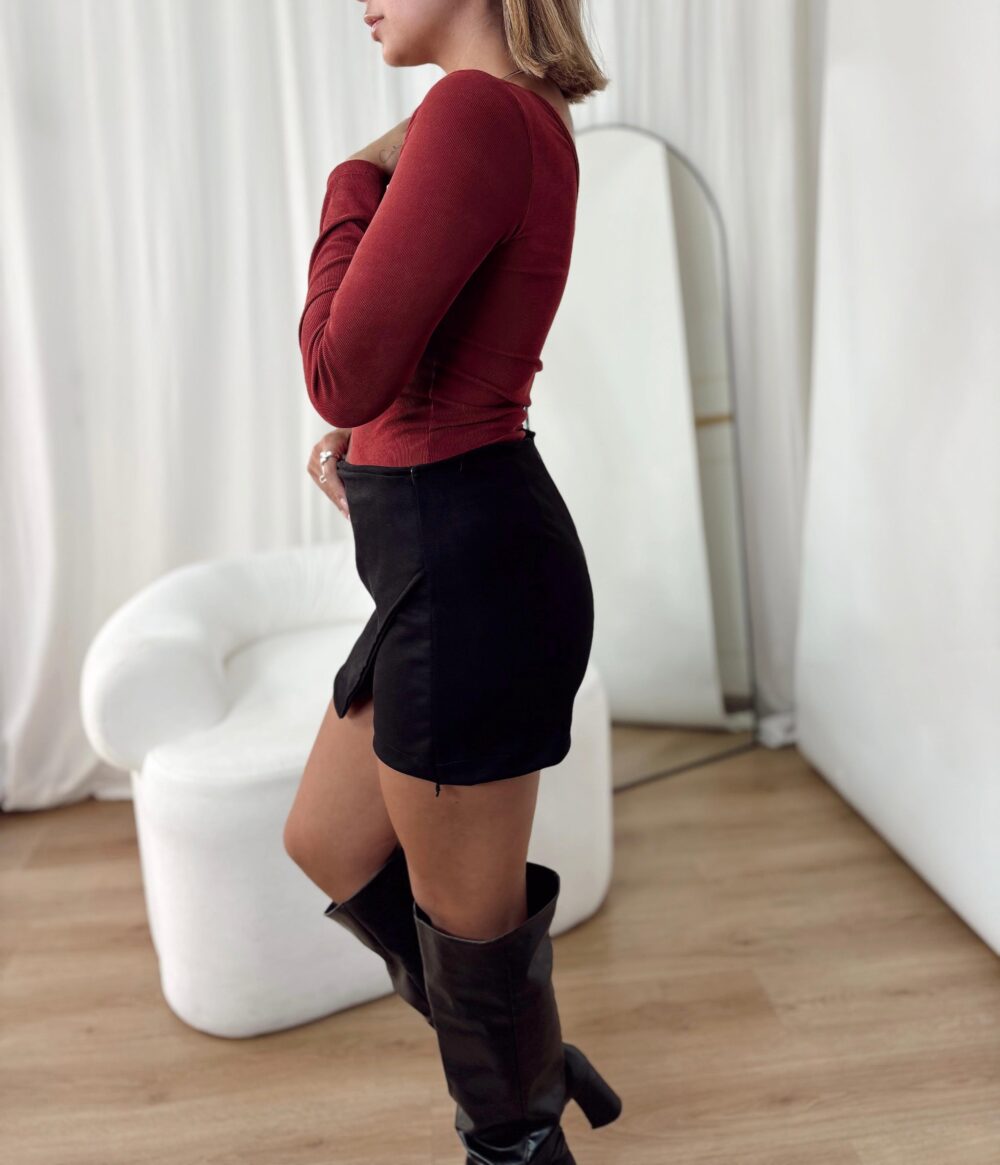 SHORT POLLERA GAMUZADO - Imagen 8