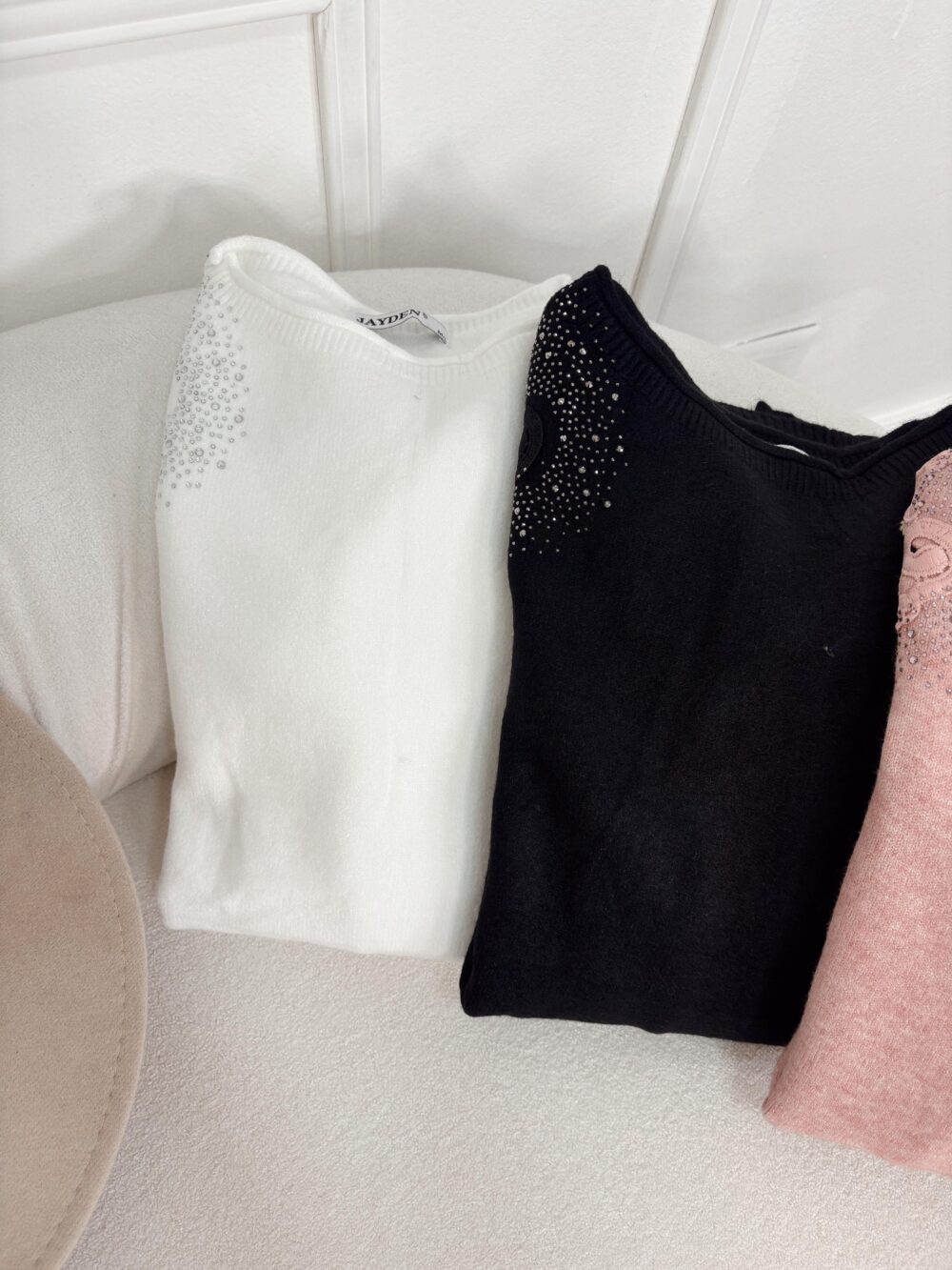 SWEATER BRODERIE Y STRAS BREMER IMPORTADO - Imagen 4