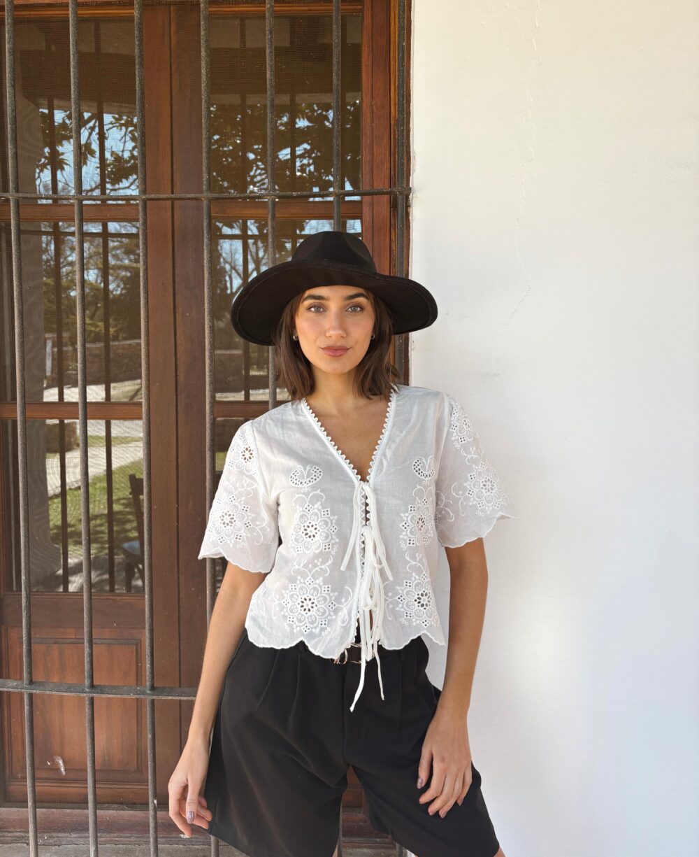 BLUSA LATINA