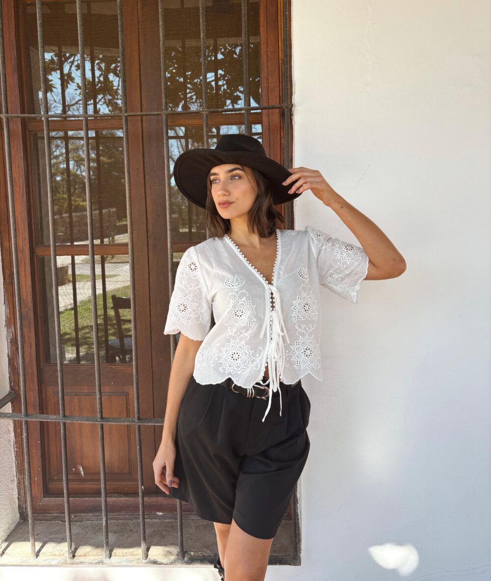 BLUSA LATINA - Imagen 4