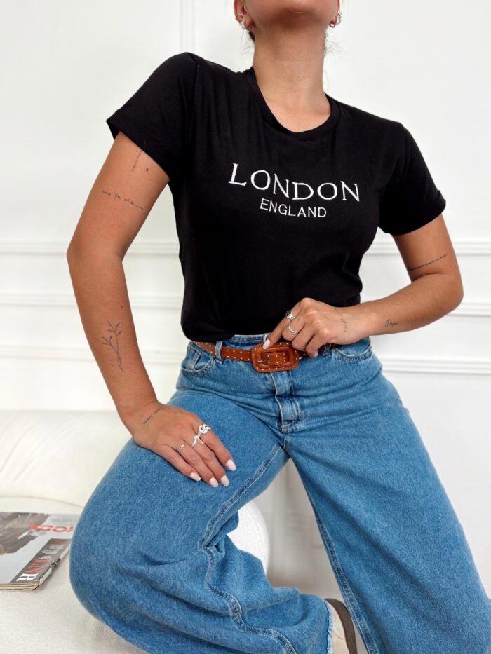 REMERA ALGODON BORDADA BY DIOSAS