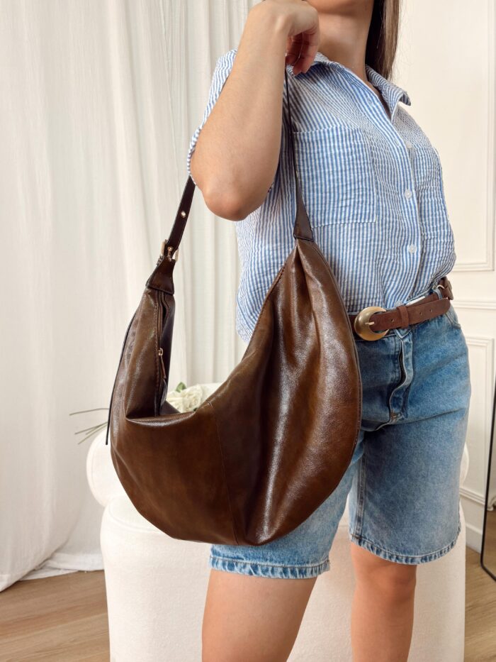 CARTERA CON CORREA REGULABLE