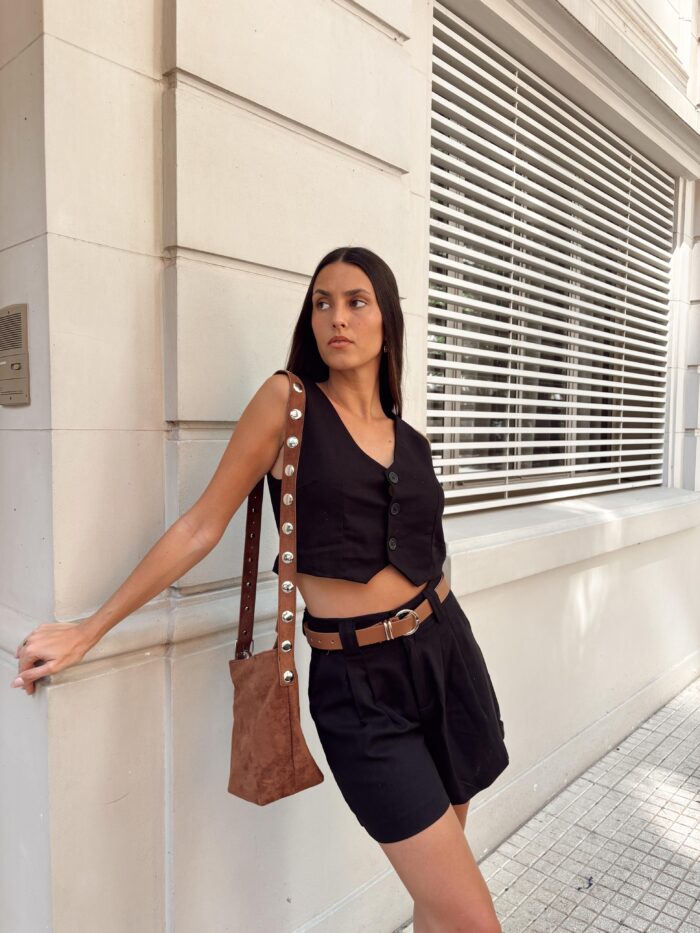 SHORT DOBLE PINZA PASACINTO ANCHO LINO