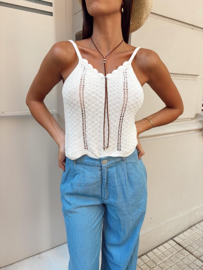 MUCULOSA RIGA BODERIE CON PUNTILLAS