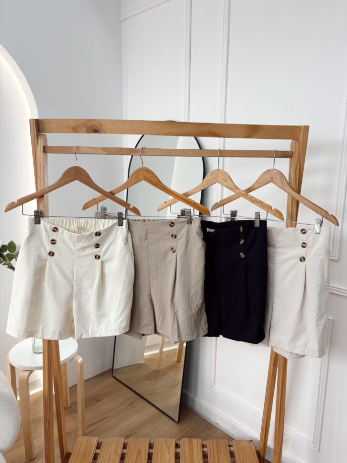 SHORT IMPORTADO BOTONES