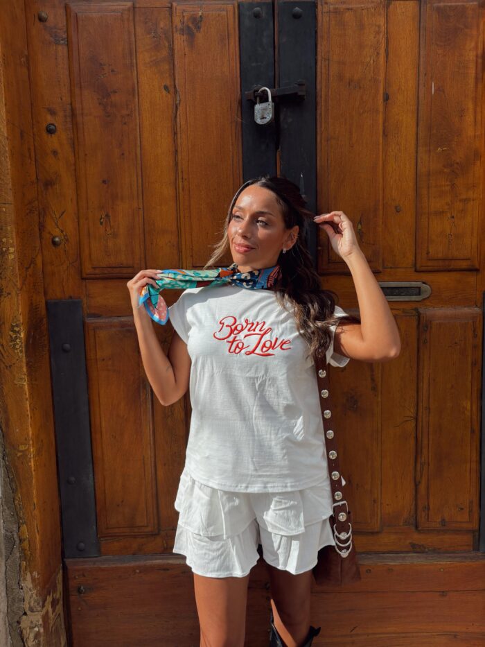 REMERA RELAX FLAME BORDADA 1229