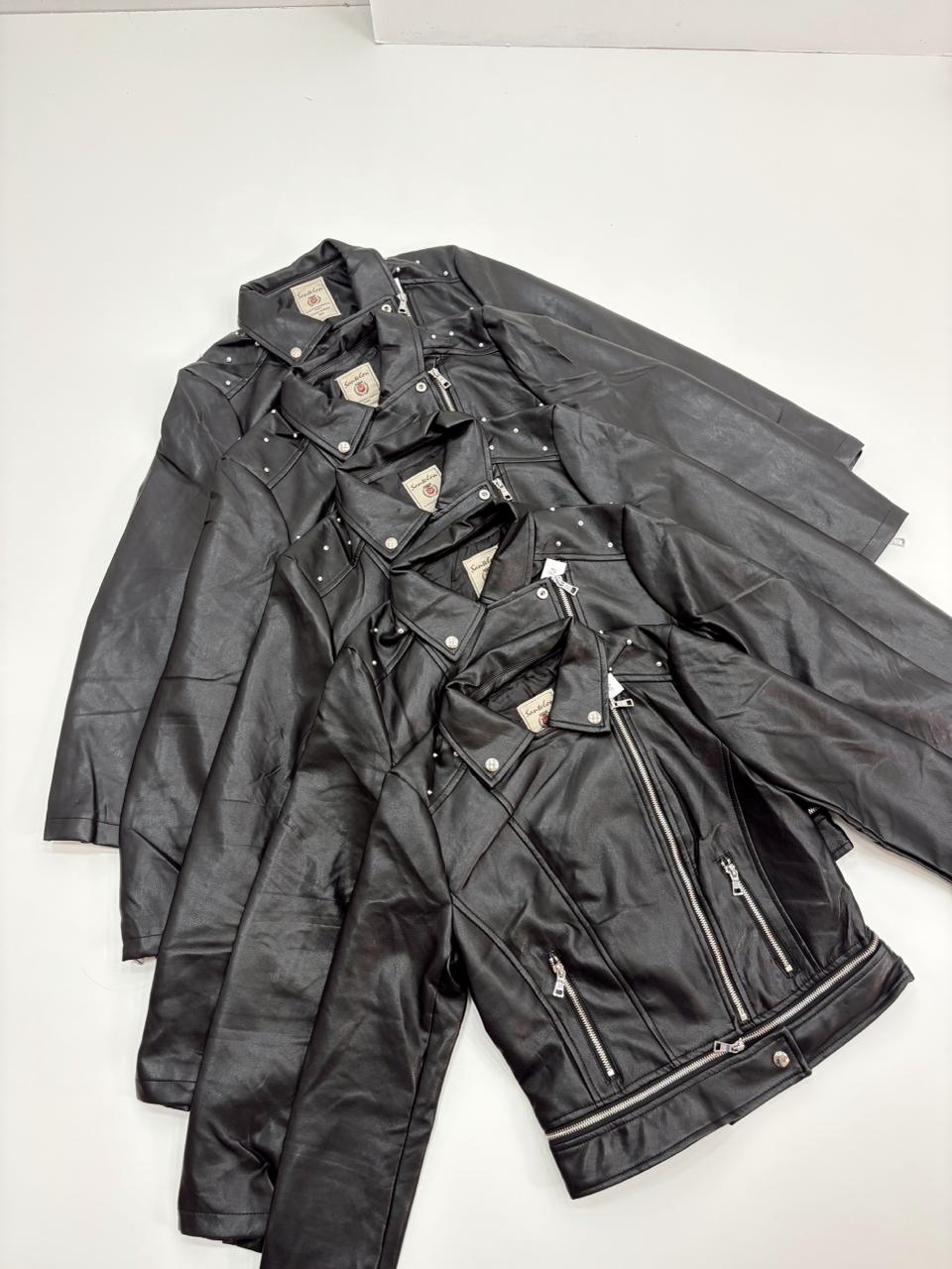 CAMPERA ECOCUERO TACHAS - Imagen 5