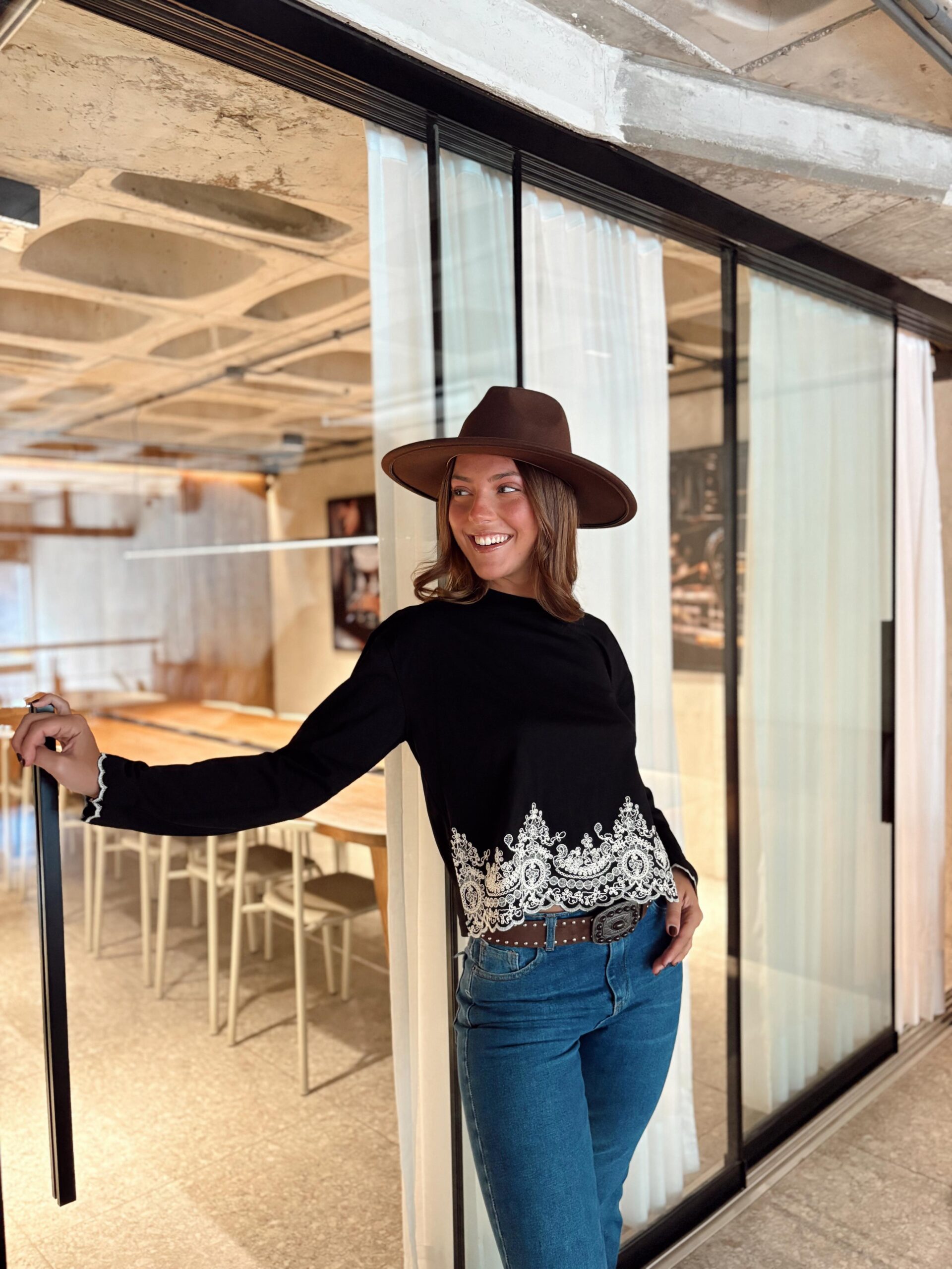 REMERA MORON BORDADO DELANTERO INFERIOR - Imagen 6