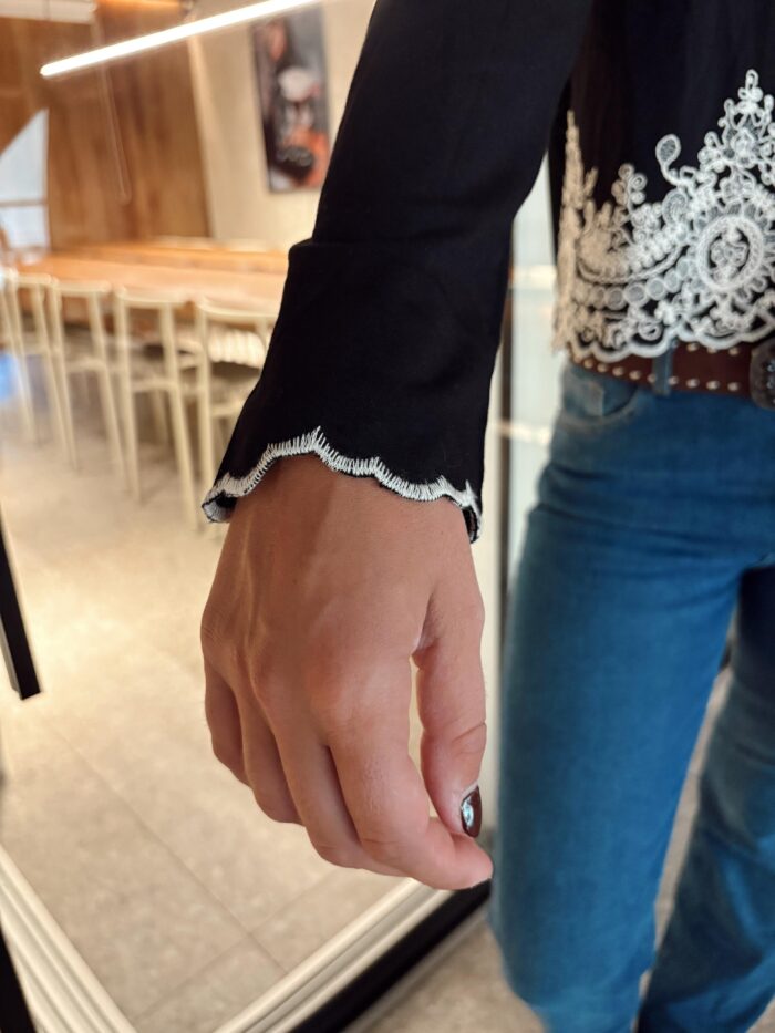 REMERA MORON BORDADO DELANTERO INFERIOR