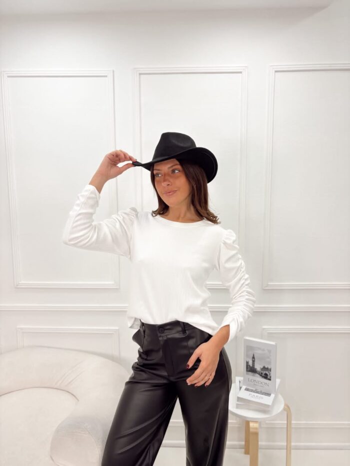 REMERA TINI CALADO