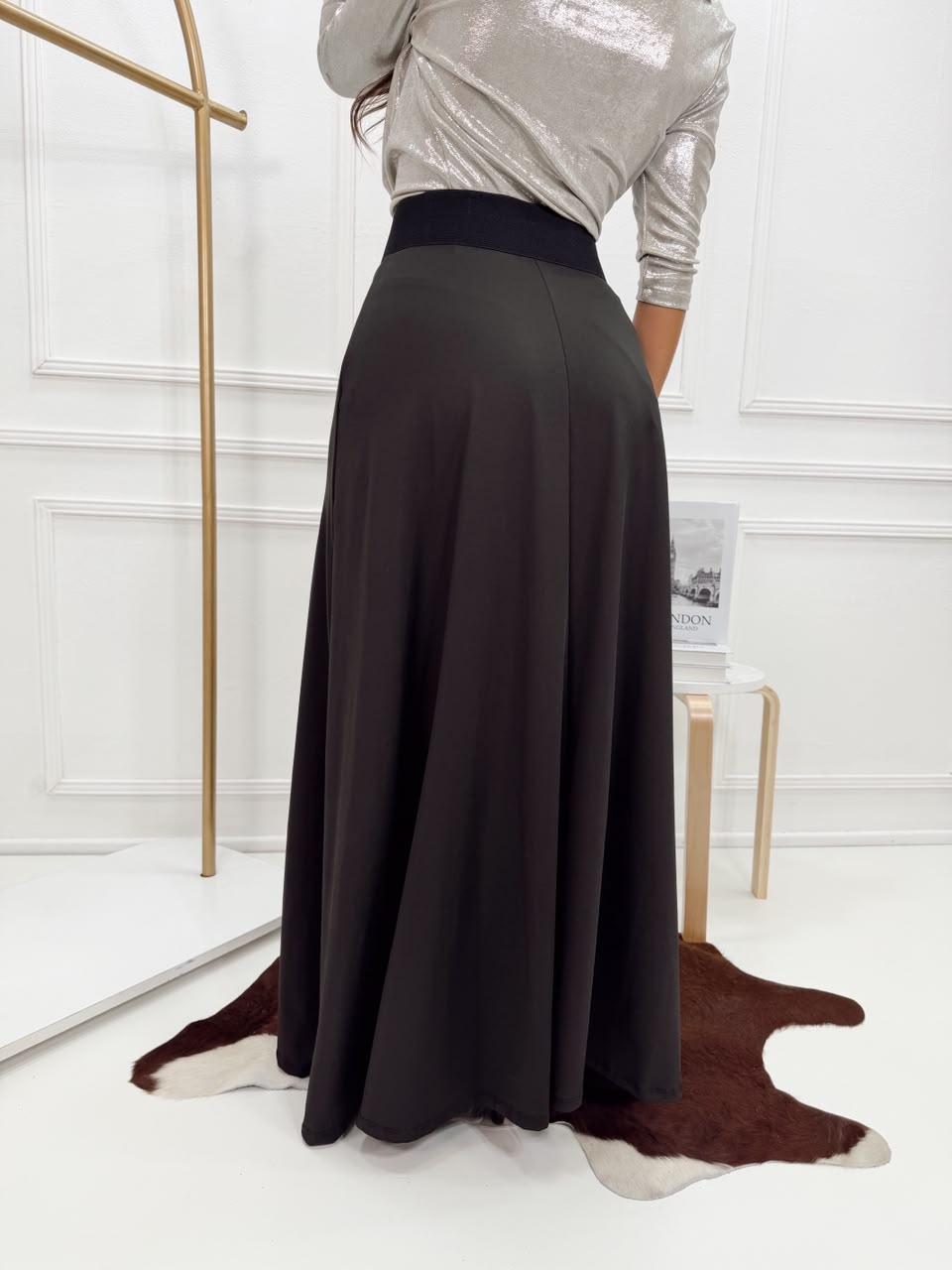 FALDA LYCRA CON TAJO CONY - Imagen 4