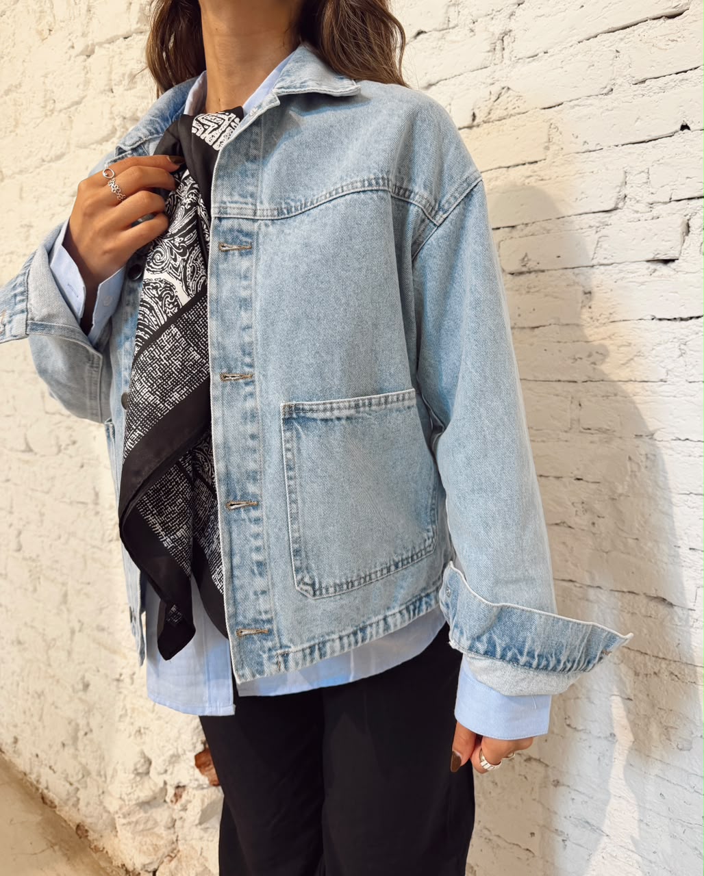 CAMPERA JEANS BOLSILLOS PLAQUE 7611 - Imagen 4