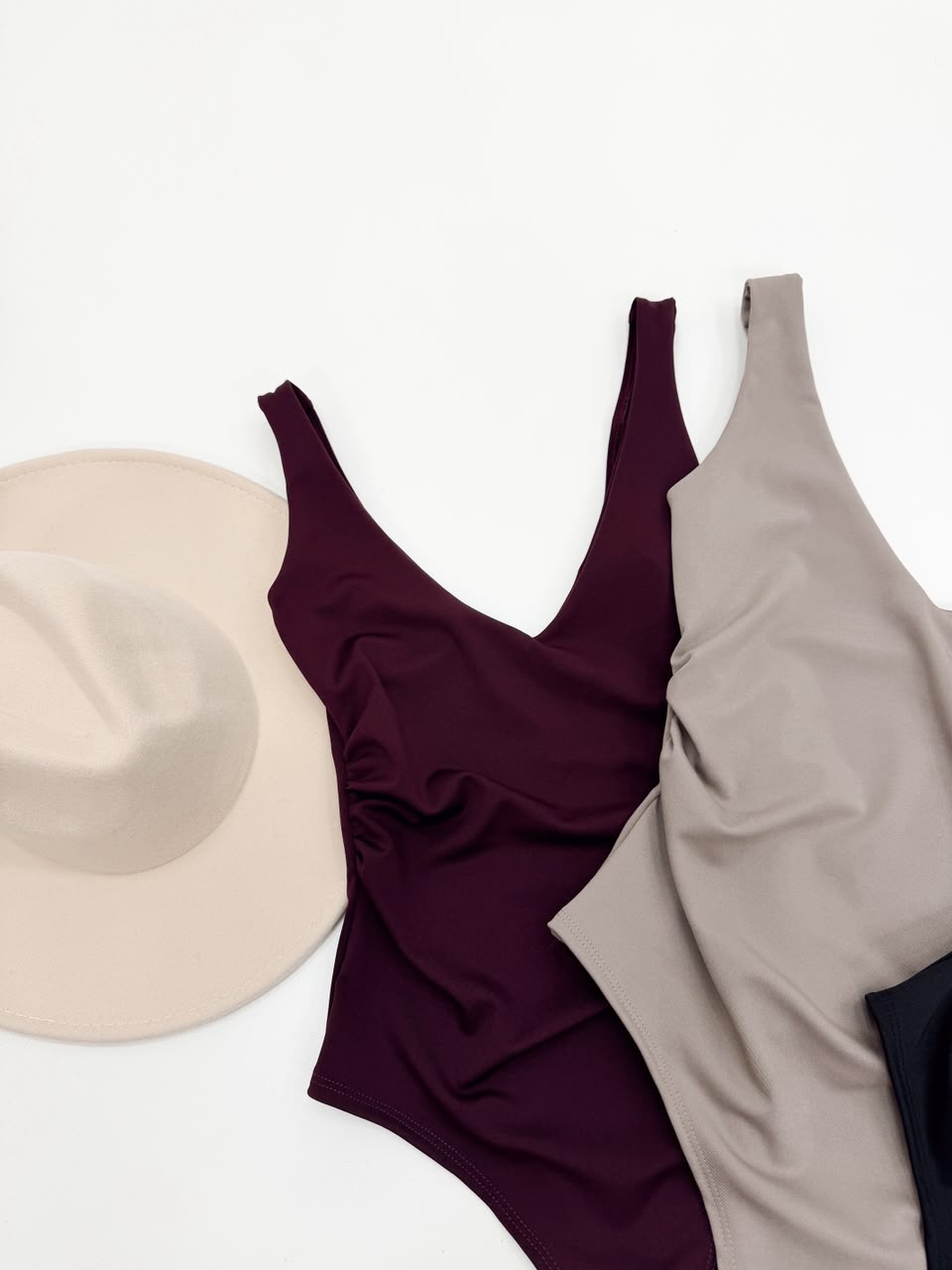 BODY FRUNCE CUELLO V SEPHORA - Imagen 5