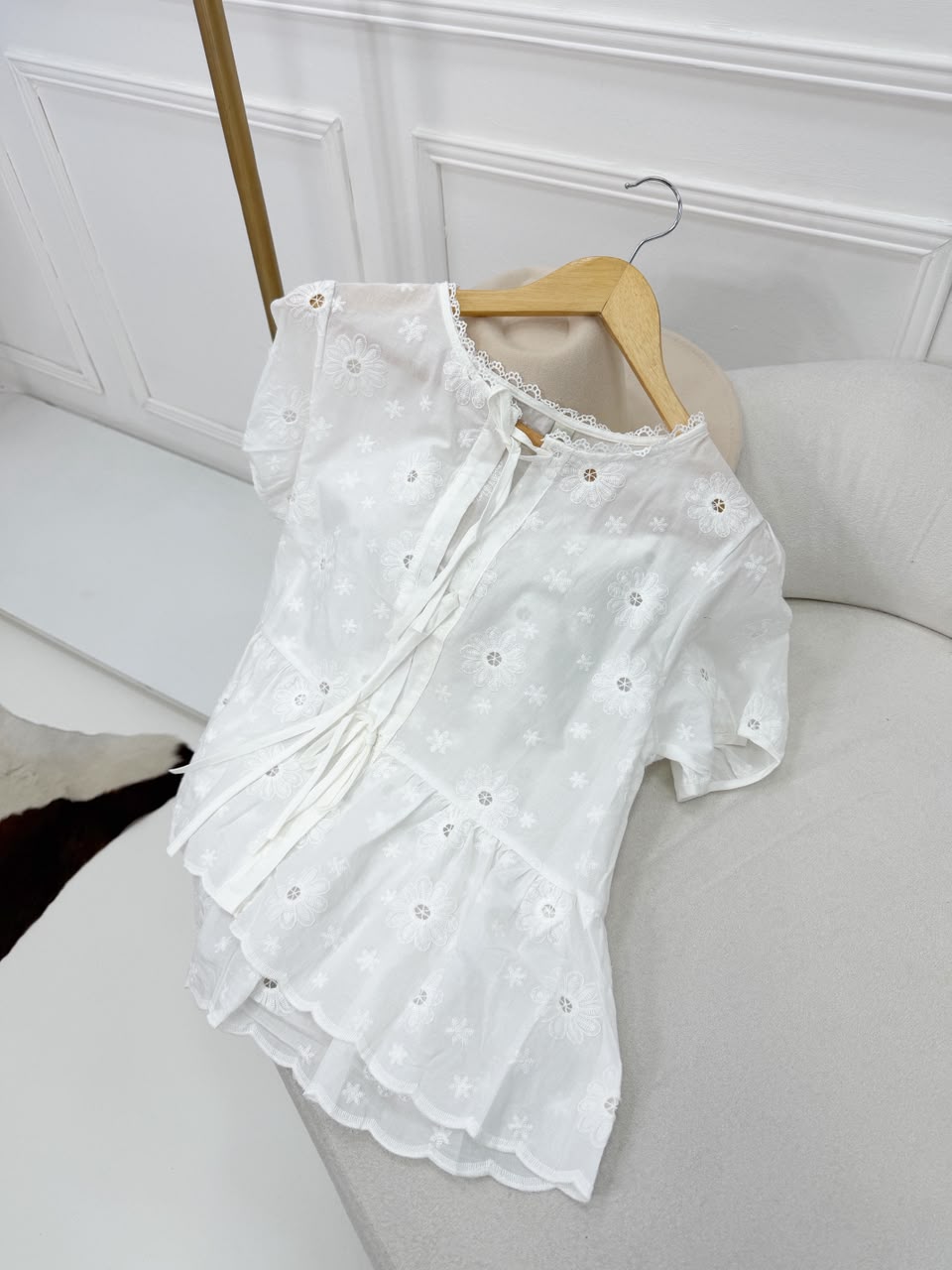 REMERA BRODERIE 121 MOÑO - Imagen 10