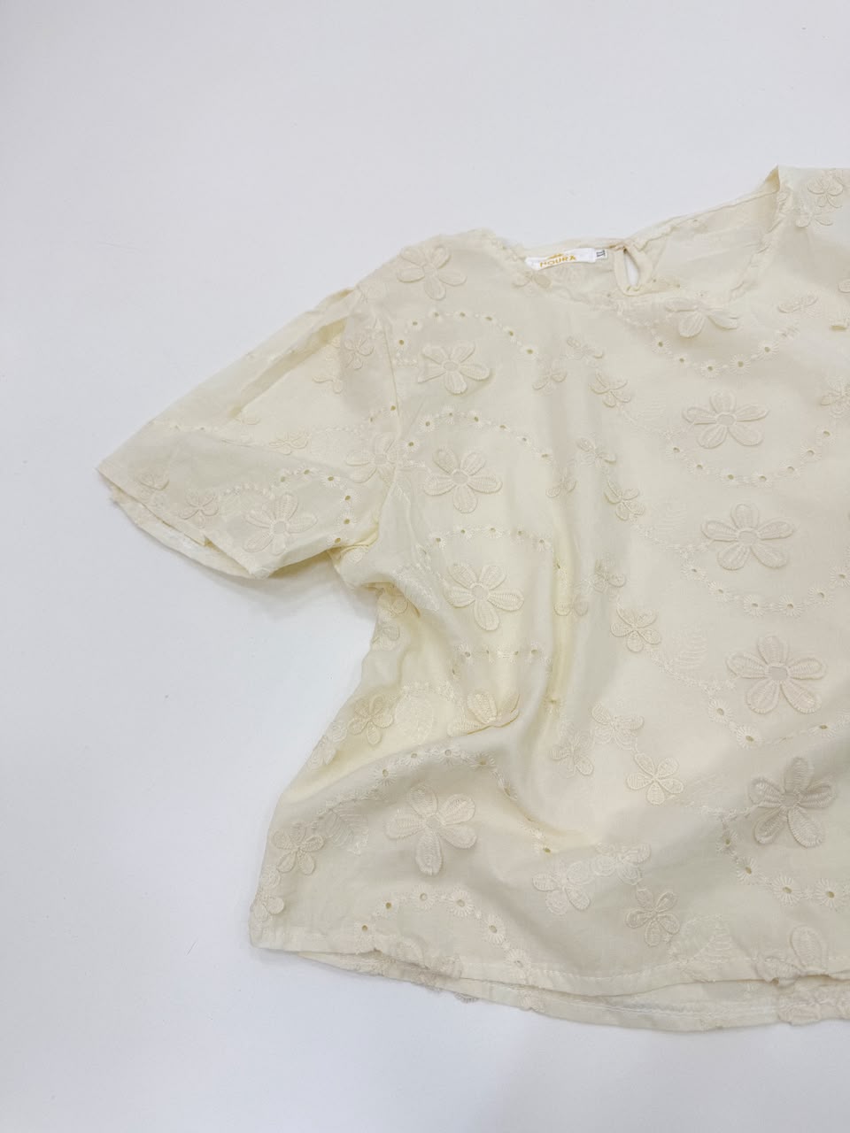 REMERA POPLIN BRODADA 325 - Imagen 9