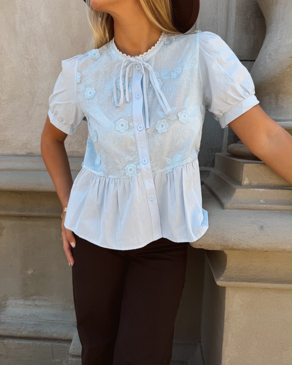 CAMISA FLOR BORDADAS 132 - Imagen 2