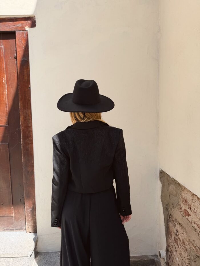 BLAZER CORTO STRAS IMPORTADO