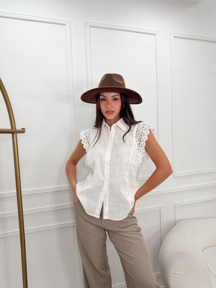 CAMISA BRODERIE SIN MANGA
