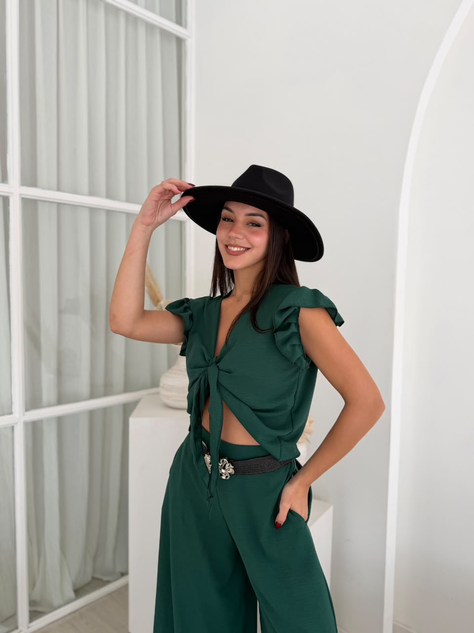 REMERA MALVINA DE CEY CON VOLADOS
